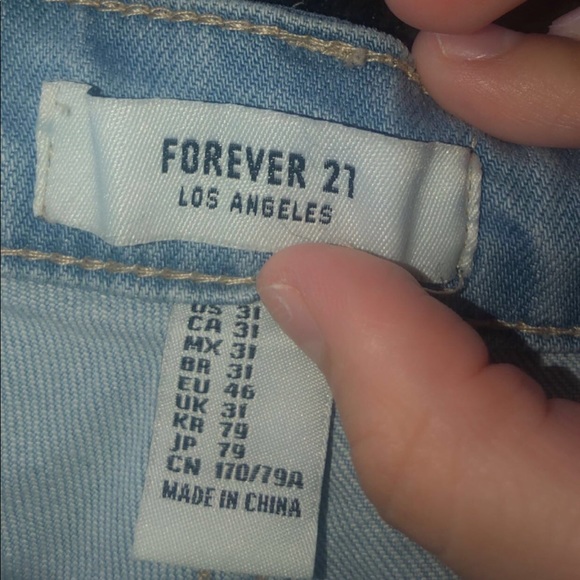 Embroidered denim jean shorts - Picture 2 of 2